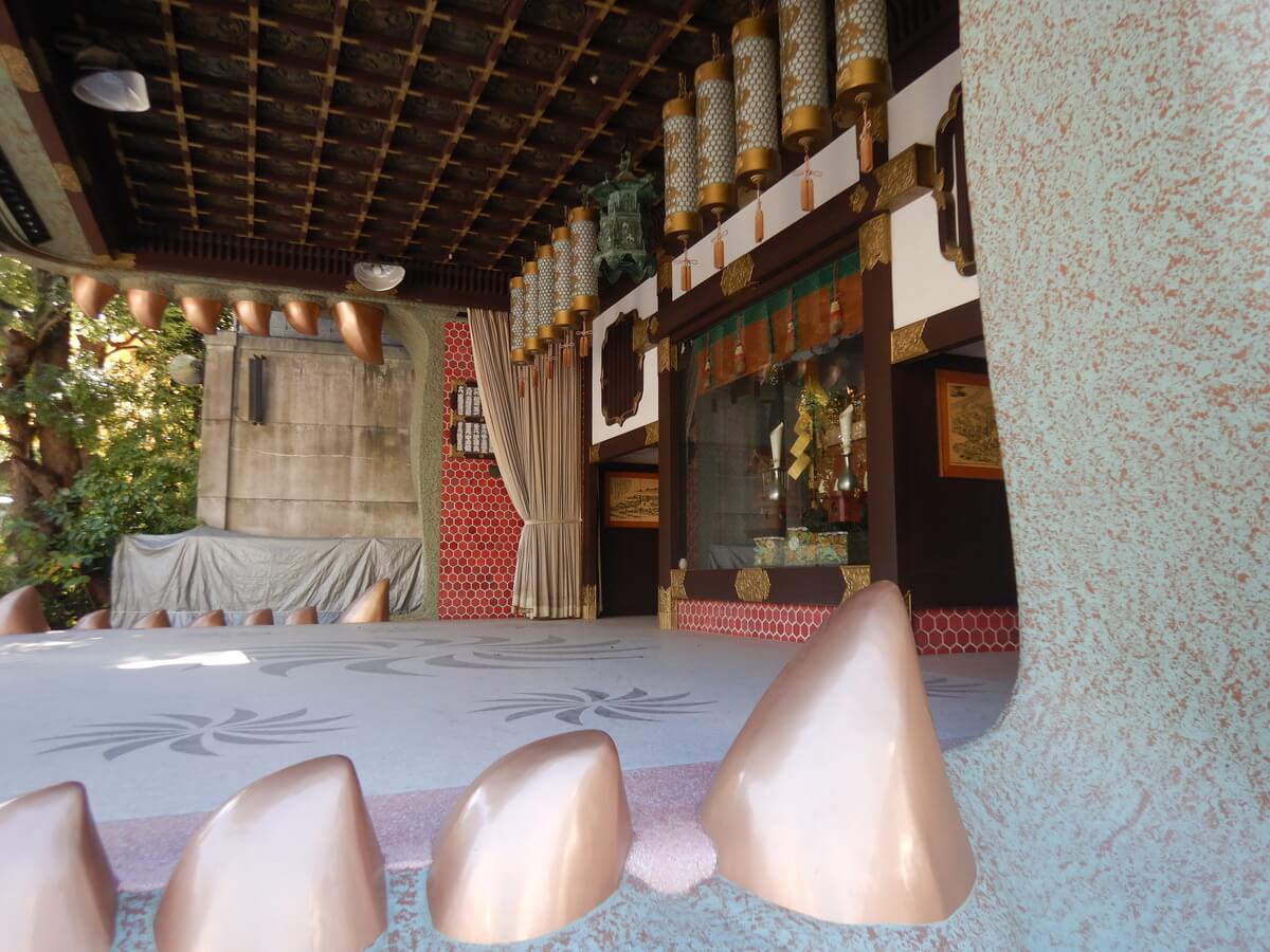 ศาลเจ้านัมบะ(Namba Yasaka Shrine) ศาลเจ้าโอซาก้า ศาลเจ้าหัวสิงโต วัดโอซาก้า เที่ยวนัมบะ เที่ยวโอซาก้า เที่ยวคันไซ