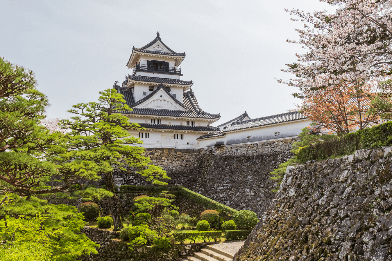 ปราสาทโคจิ (Kochi Castle)