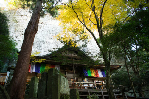 5-recommended-spots-autumn-leaves-in-kyushu-10