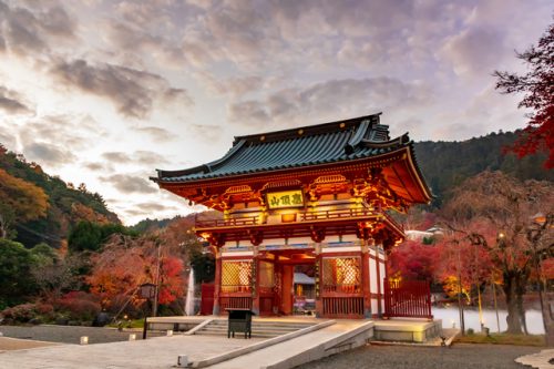 Katsuoji-Temple_pixta_46476559_S