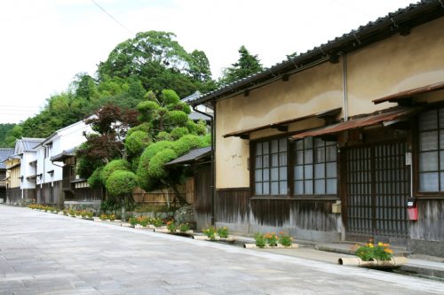 ถนนโอะฮะนะฮัน (Ohanahan Street) ย่านเมืองเก่าโอซุ (Ozu Old Town)